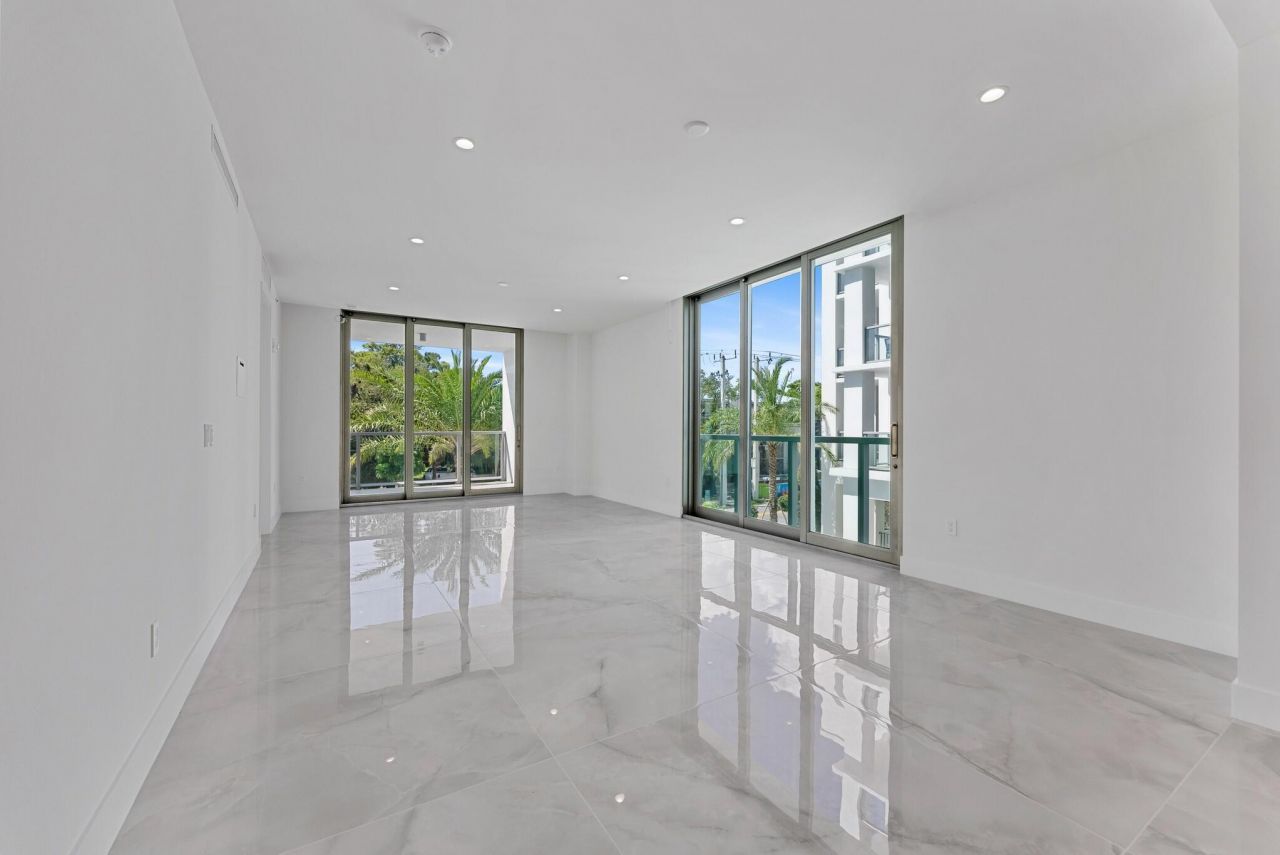 485 E Royal Palm Road, Unit 204, Boca Raton, FL 33432 Photo