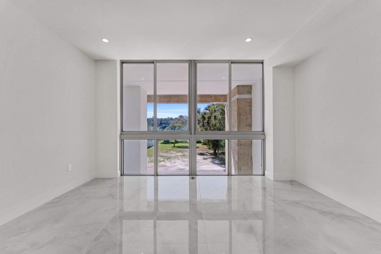 485 E Royal Palm Road, Unit 204, Boca Raton, FL 33432 Photo