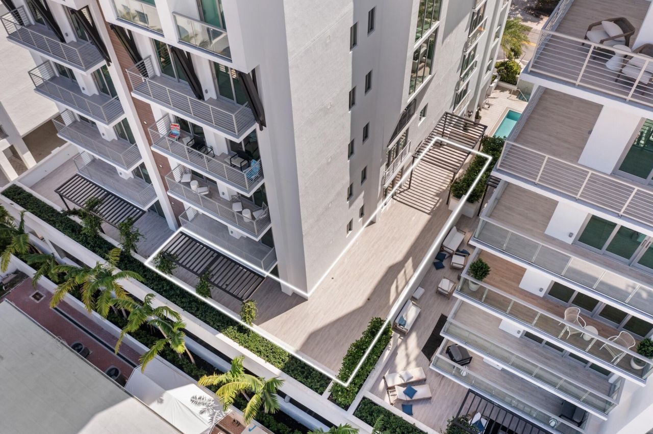 485 E Royal Palm Road, Unit 204, Boca Raton, FL 33432 Photo