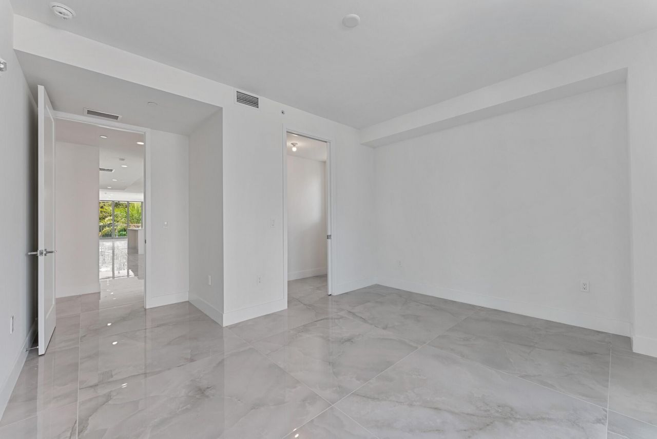 485 E Royal Palm Road, Unit 204, Boca Raton, FL 33432 Photo