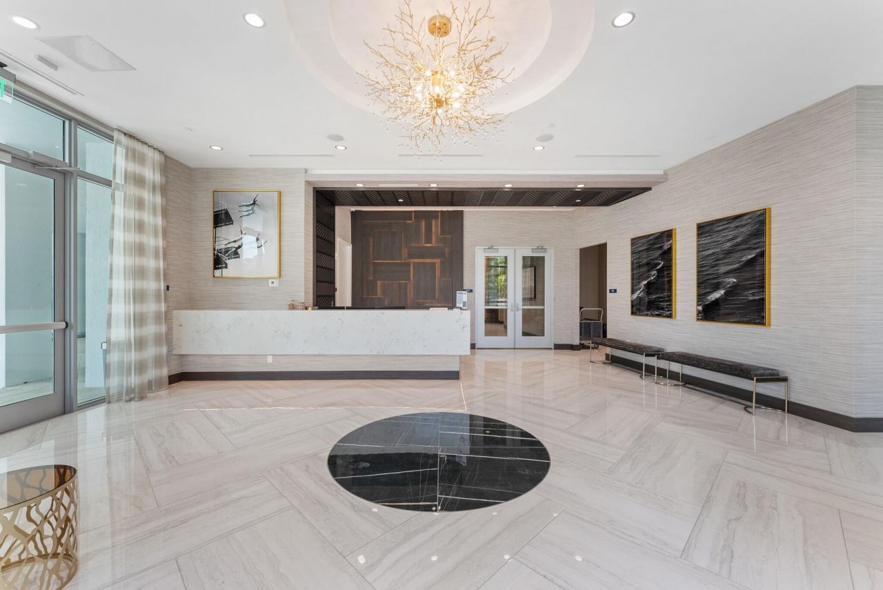 485 E Royal Palm Road, Unit 204, Boca Raton, FL 33432 Photo