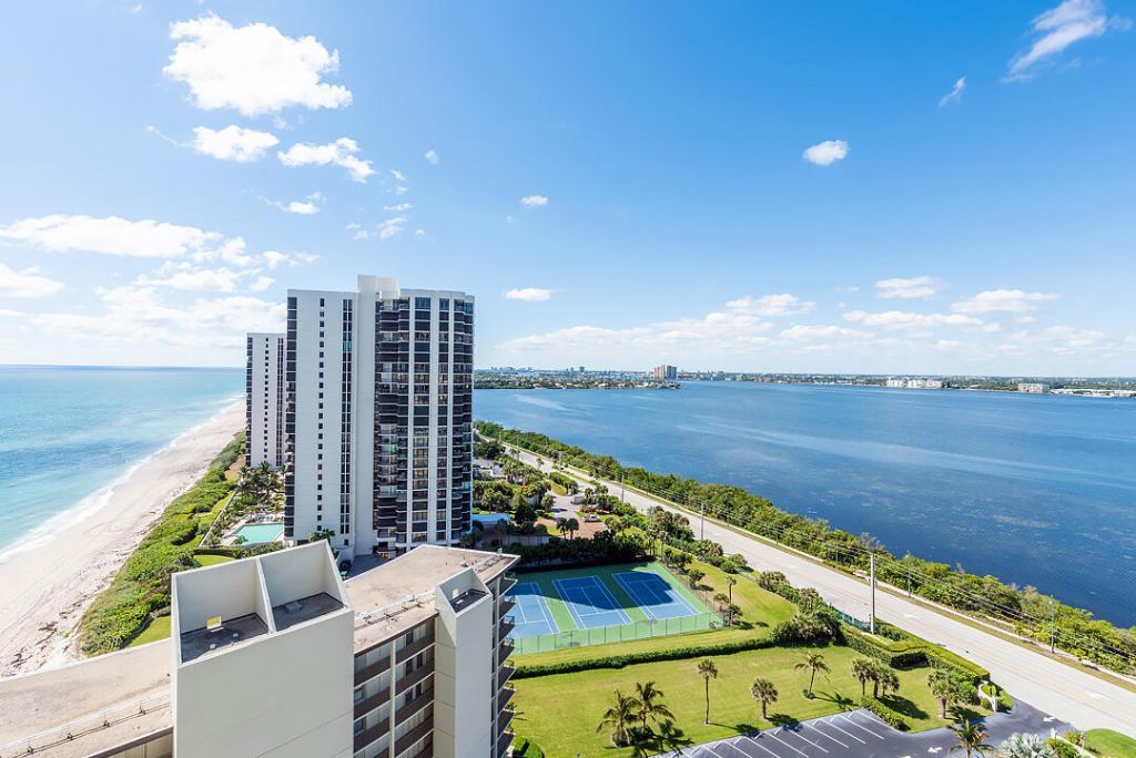 5420 N Ocean Drive, Unit 1906, Riviera Beach, FL 33404 Photo