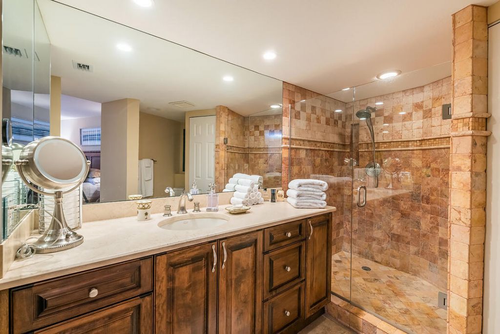 5420 N Ocean Drive, Unit 1906, Riviera Beach, FL 33404 Photo