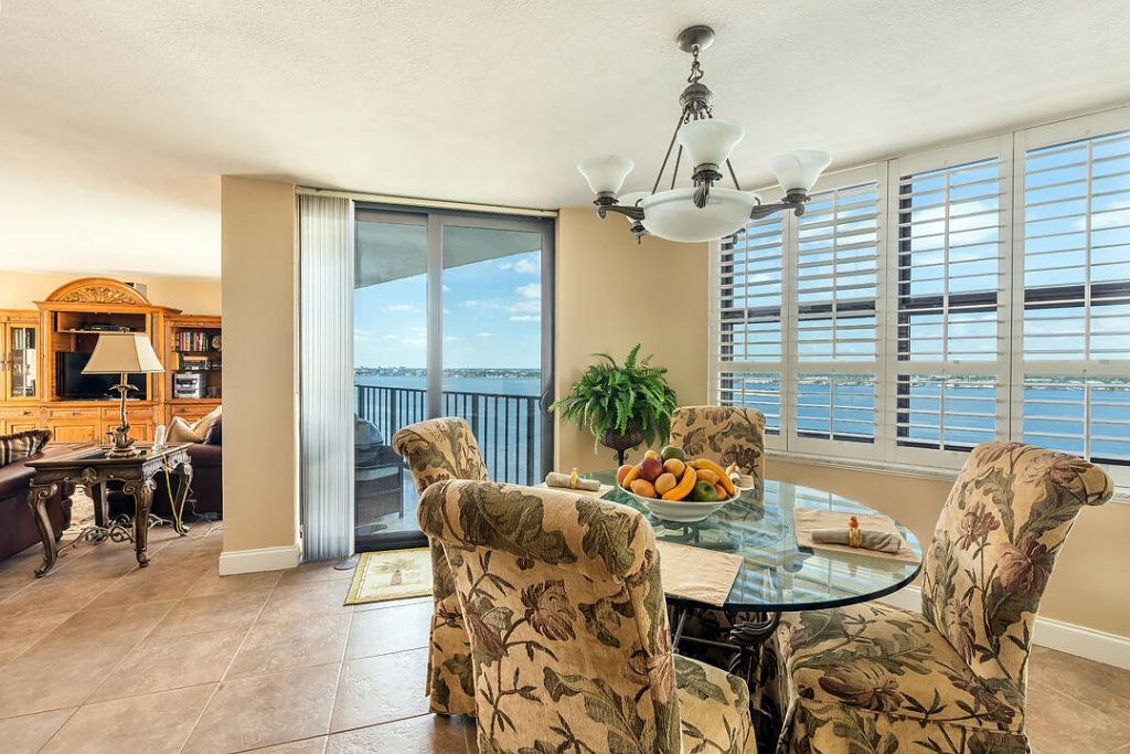 5420 N Ocean Drive, Unit 1906, Riviera Beach, FL 33404 Photo