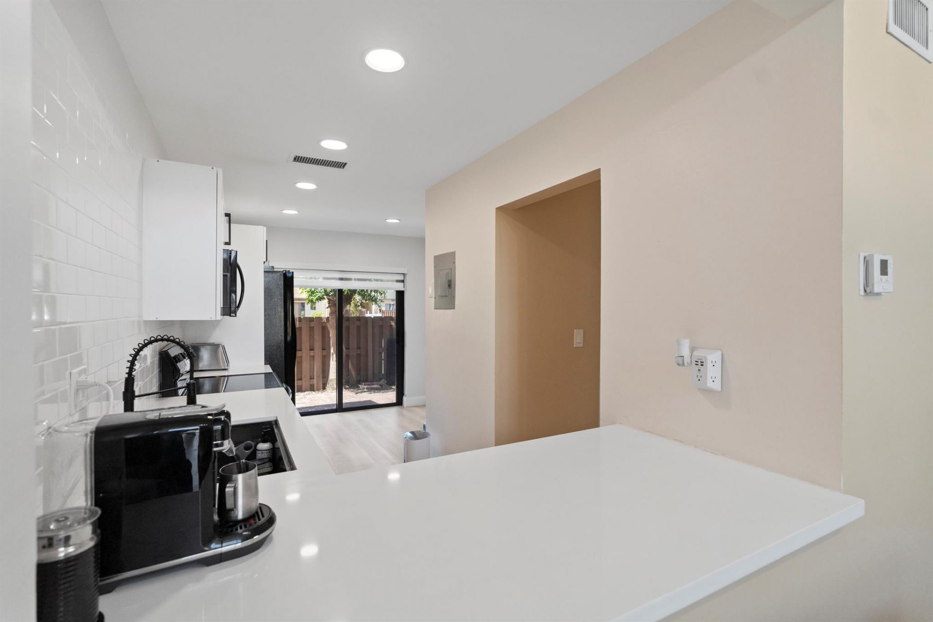 10650 NW 30th Place, Unit 1, Sunrise, FL 33322 Photo