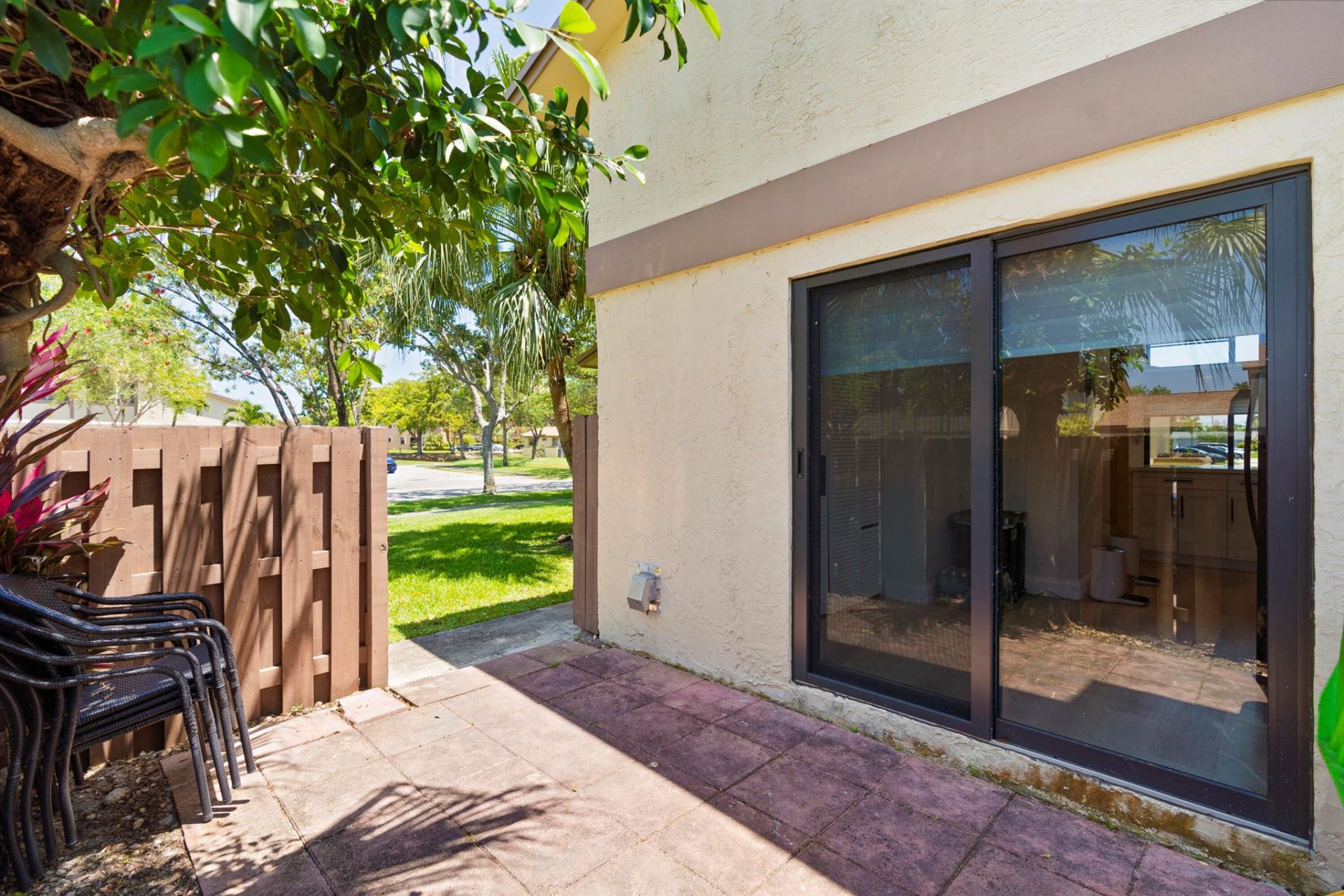 10650 NW 30th Place, Unit 1, Sunrise, FL 33322 Photo