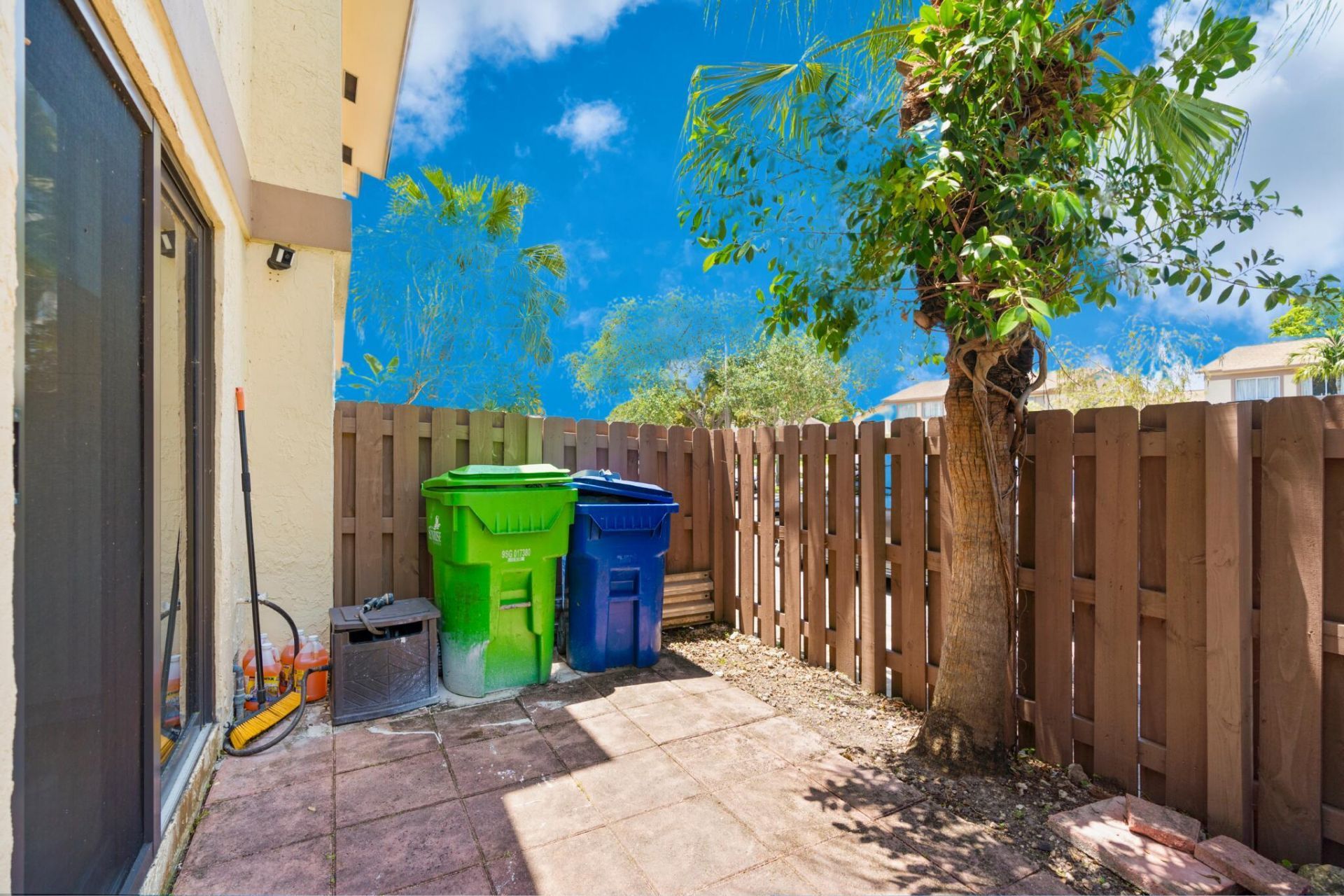 10650 NW 30th Place, Unit 1, Sunrise, FL 33322 Photo