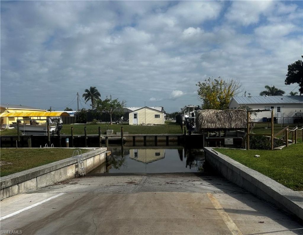 4920 Pinfish Ln, Saint James City, FL 33956 Photo