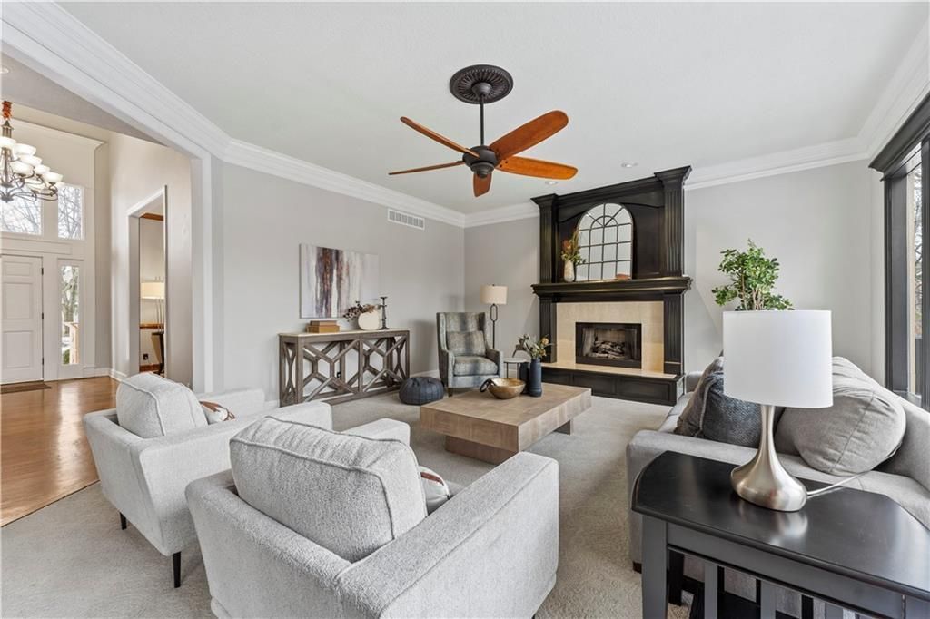 4507 N Mulberry Drive, Kansas City, MO 64116 Main Photo