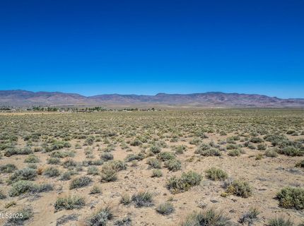 7975 Break-a-heart Road, Silver Springs, NV 89429 Photo