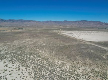 7975 Break-a-heart Road, Silver Springs, NV 89429 Photo