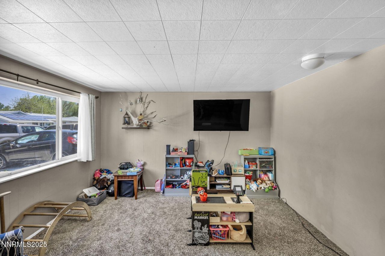 218 Albany Avenue, Carson City, NV 89703 Photo