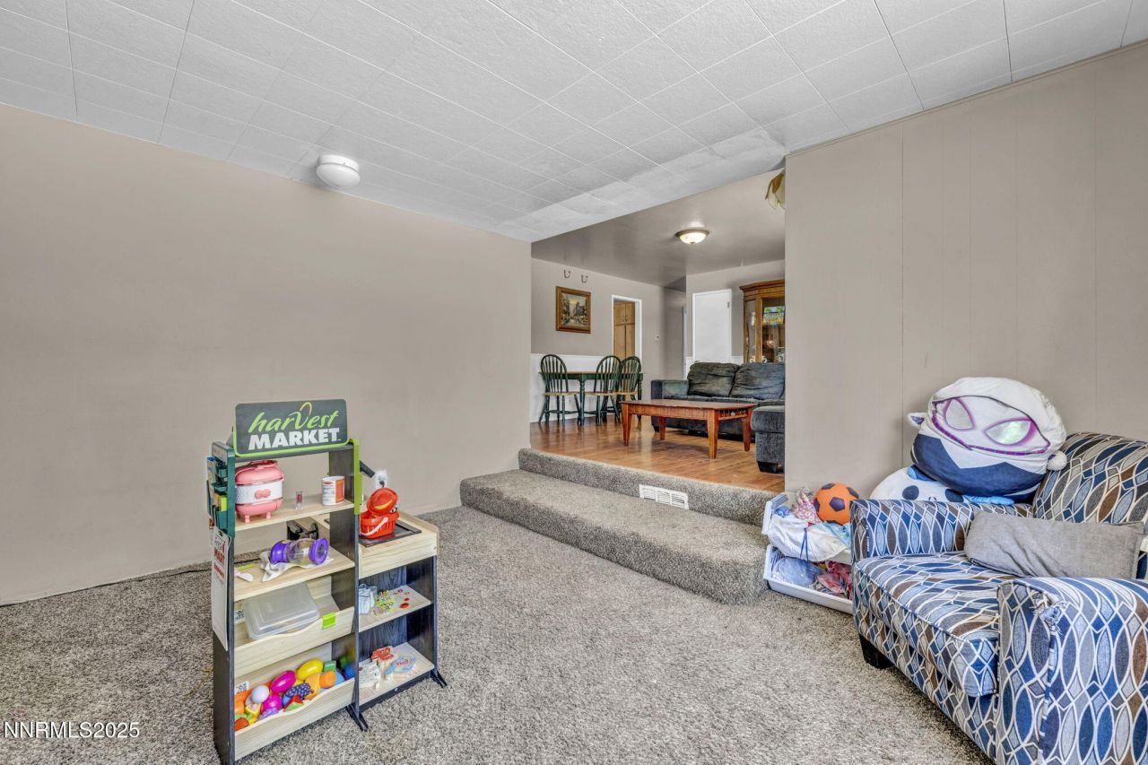218 Albany Avenue, Carson City, NV 89703 Photo