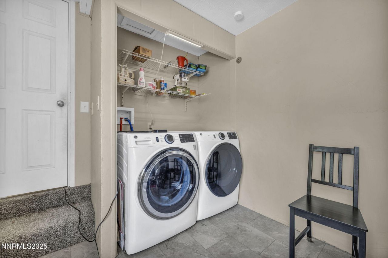 218 Albany Avenue, Carson City, NV 89703 Photo