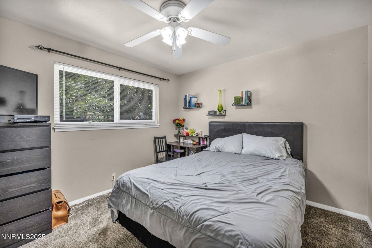 218 Albany Avenue, Carson City, NV 89703 Photo