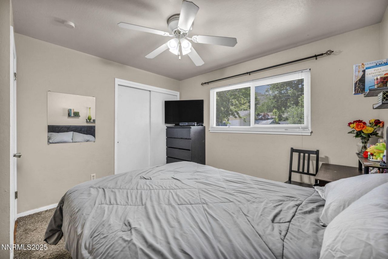 218 Albany Avenue, Carson City, NV 89703 Photo