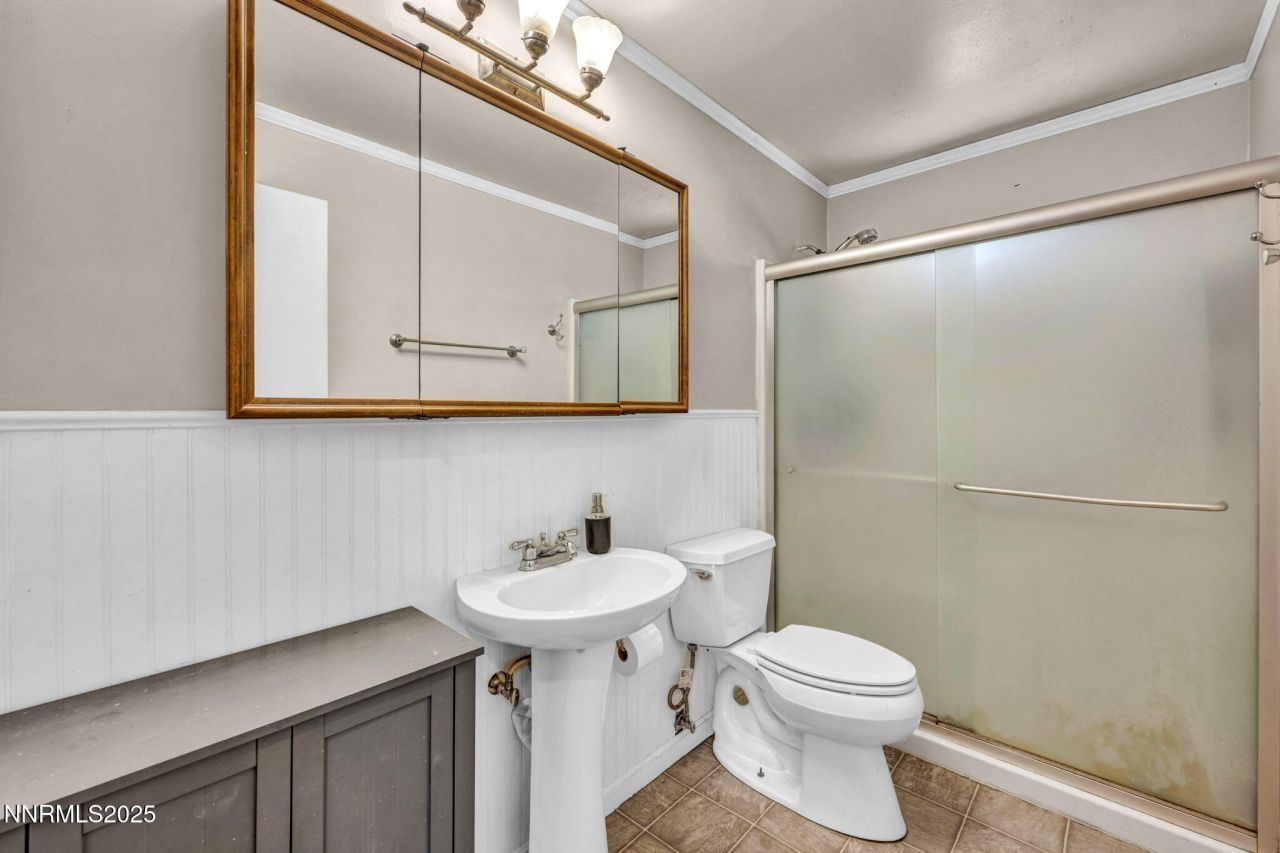 218 Albany Avenue, Carson City, NV 89703 Photo