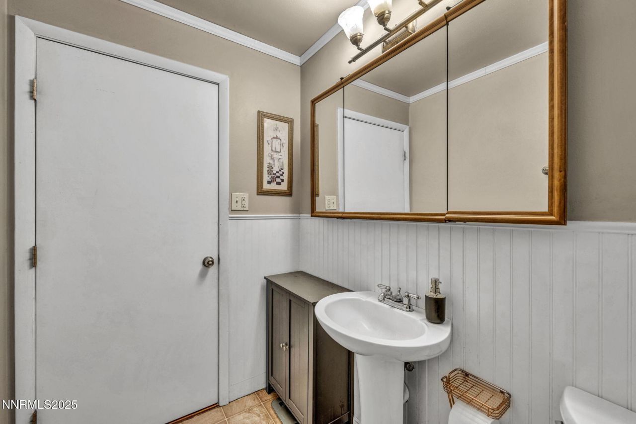 218 Albany Avenue, Carson City, NV 89703 Photo