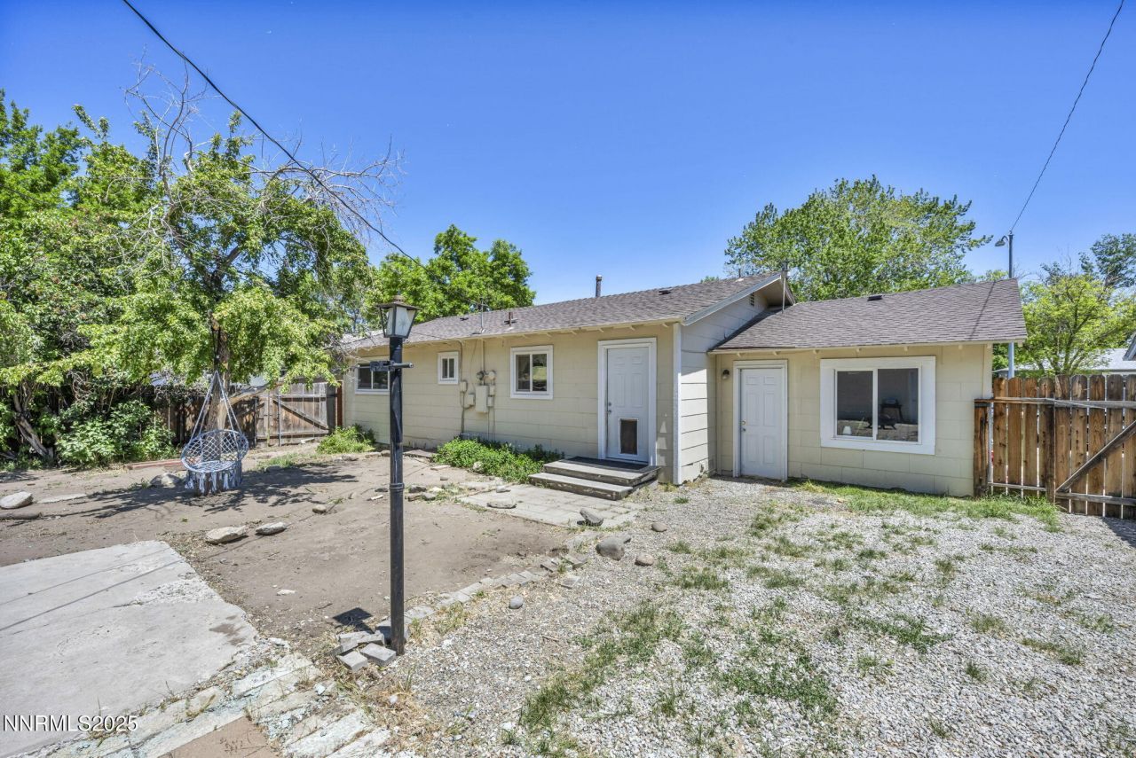 218 Albany Avenue, Carson City, NV 89703 Photo