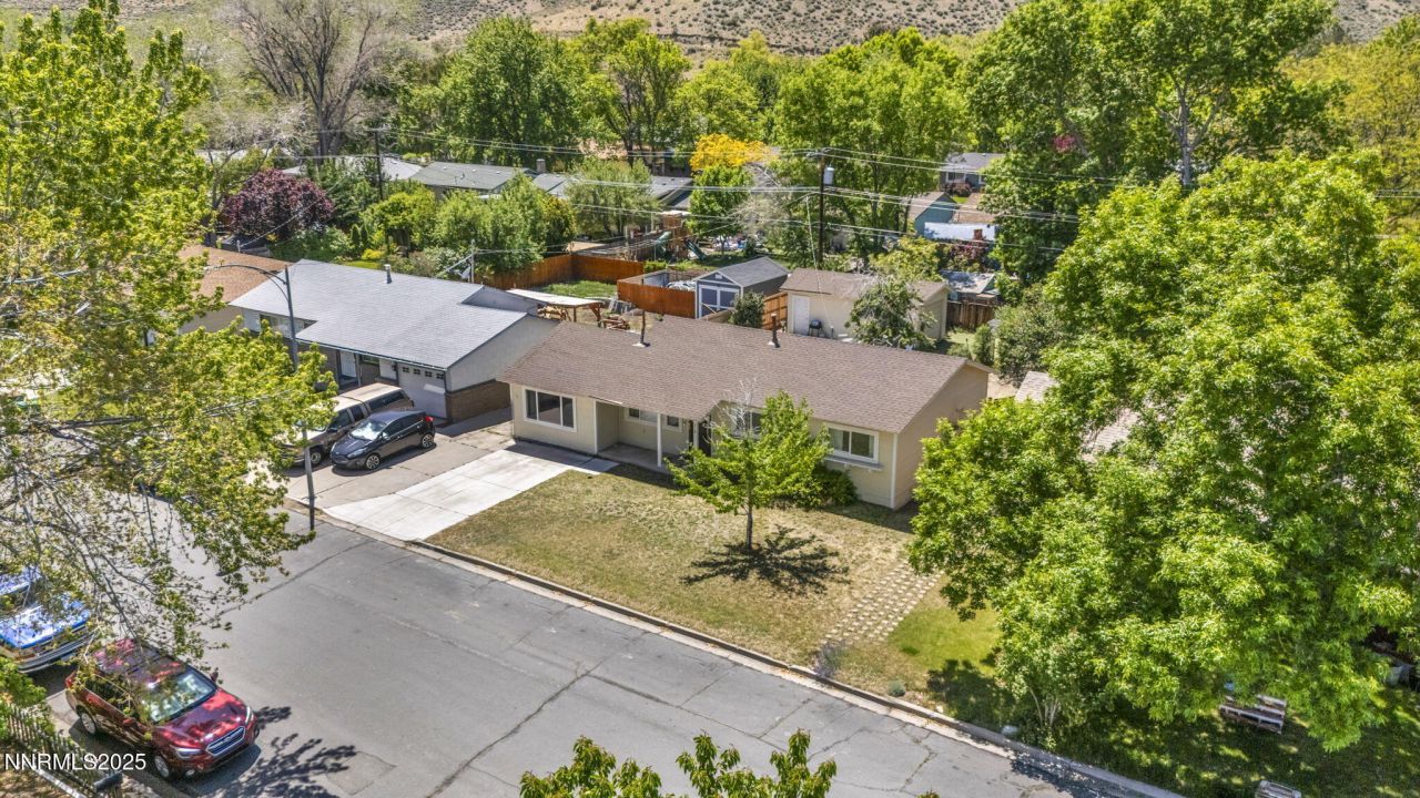 218 Albany Avenue, Carson City, NV 89703 Photo