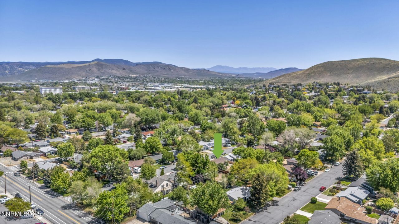 218 Albany Avenue, Carson City, NV 89703 Photo