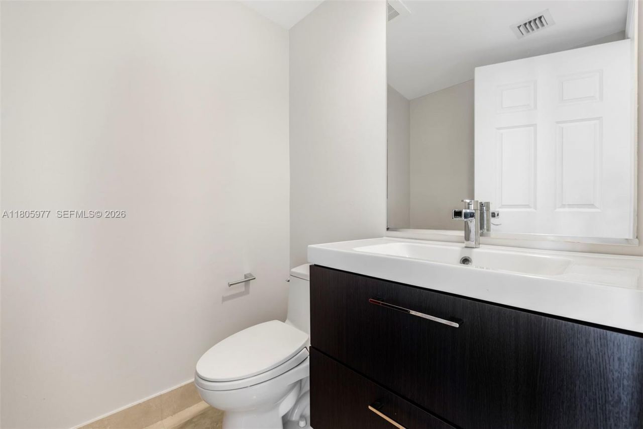 1755 E Hallandale Beach Blvd, Unit 1604E, Hallandale Beach, FL 33009 Photo