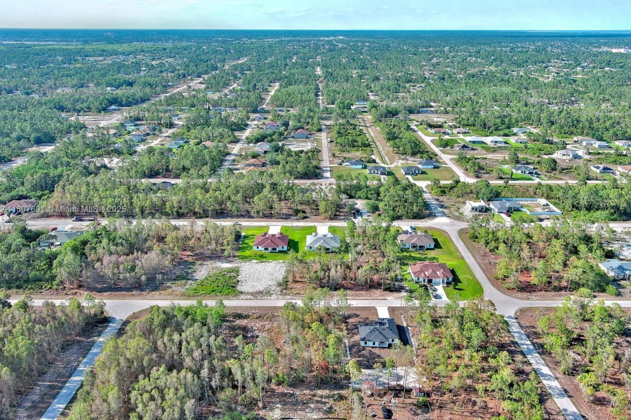 634 Ladd St, Lehigh Acres, FL 33974 Photo