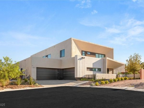 7385 Heron Canyon Court, Las Vegas, NV 89117