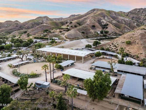 11270 Dominica Avenue, Lakeview Terrace, CA 91342