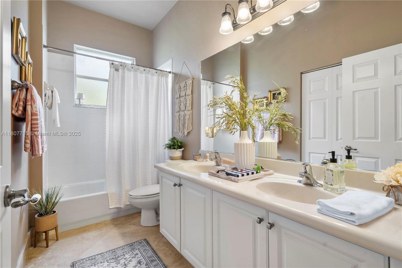 14933 SW 33rd St, Davie, FL 33331 Photo