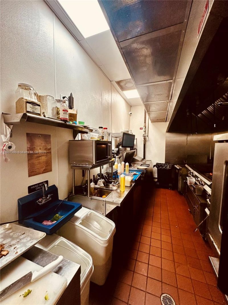 Please Call For Address, Fort Lauderdale, FL 33304 Photo