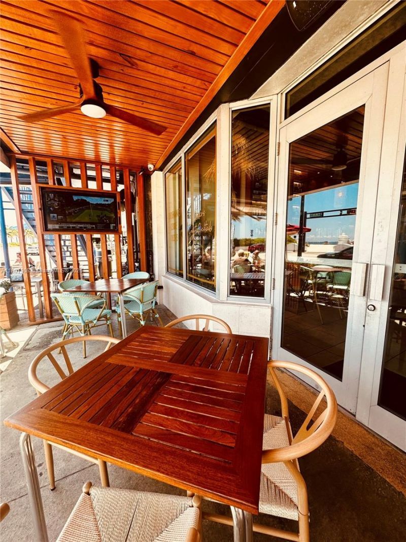 Please Call For Address, Fort Lauderdale, FL 33304 Photo