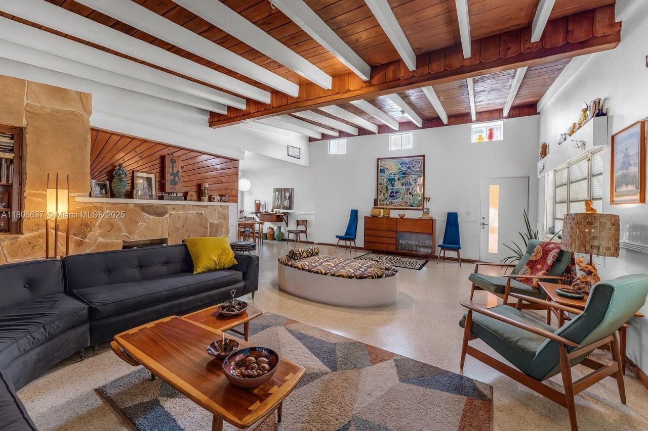 1895 SW 25th St, Miami, FL 33133 Photo