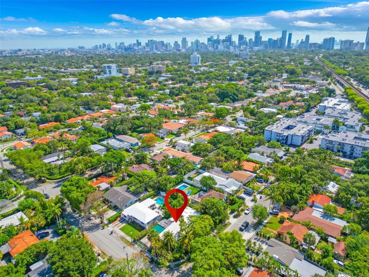 1895 SW 25th St, Miami, FL 33133 Photo