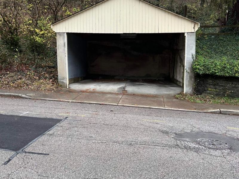 536 Hoge Street, Cincinnati, OH 45226 Photo 2