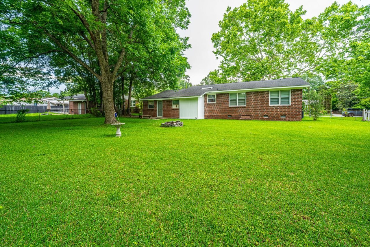 2567 Mona Avenue Photo 24