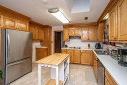 2567 Mona Avenue photo 4