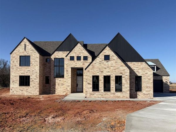 901 Lucas Circle, Newcastle, OK 73065