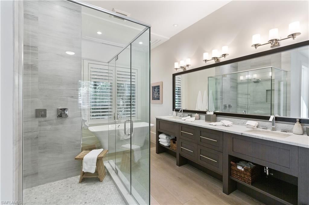 500 3rd Ave N, Naples, FL 34102 Photo