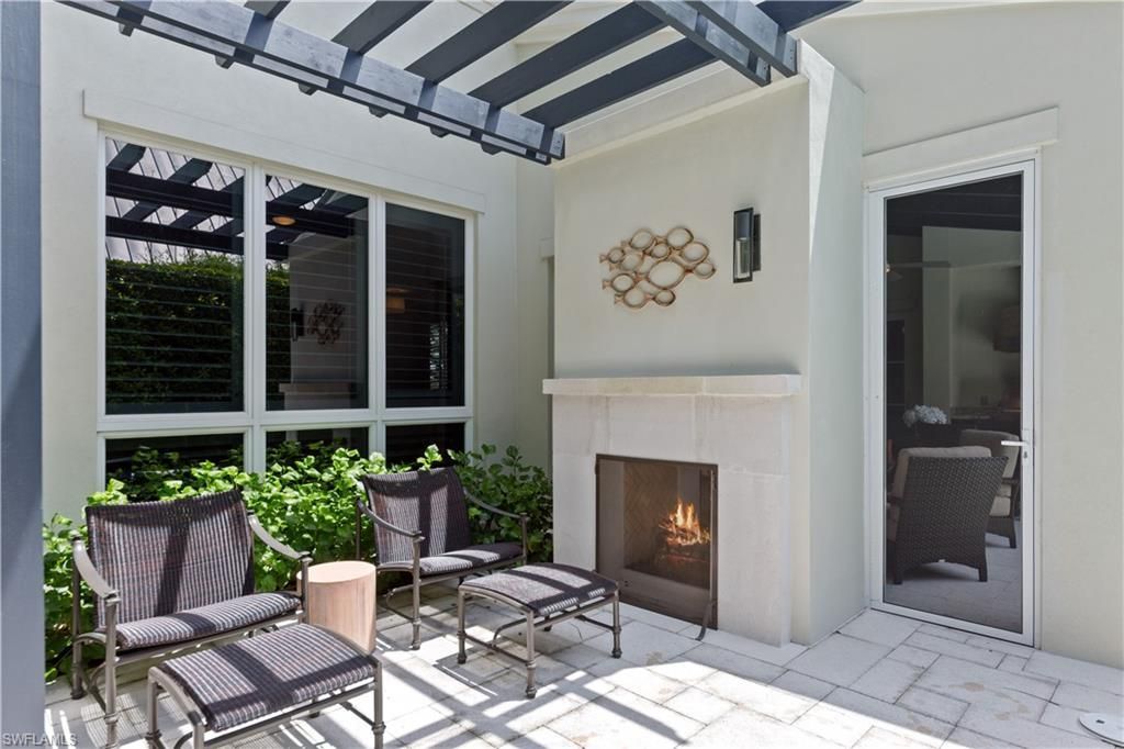 500 3rd Ave N, Naples, FL 34102 Photo