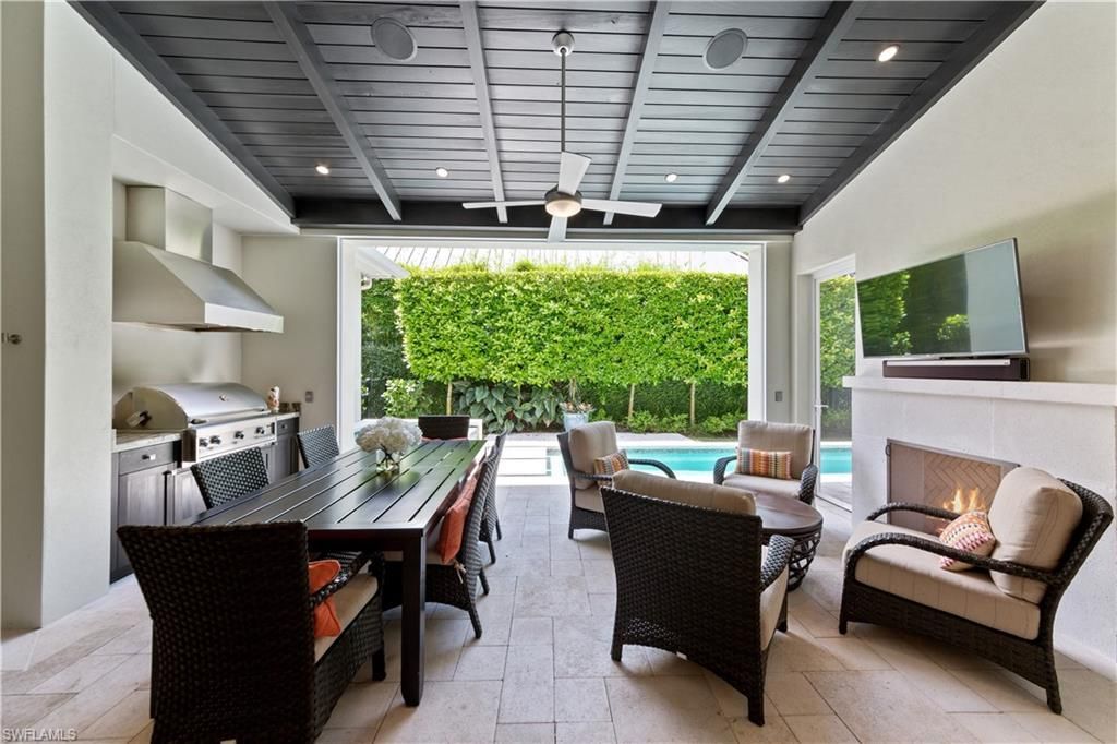 500 3rd Ave N, Naples, FL 34102 Photo