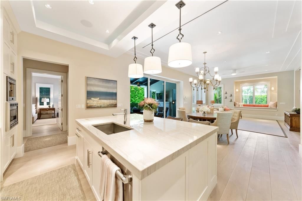 500 3rd Ave N, Naples, FL 34102 Photo