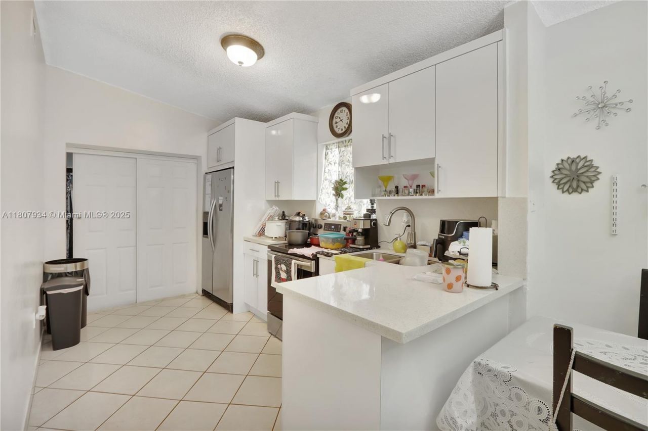 15803 NW 47th Ave, Miami Gardens, FL 33054 Photo