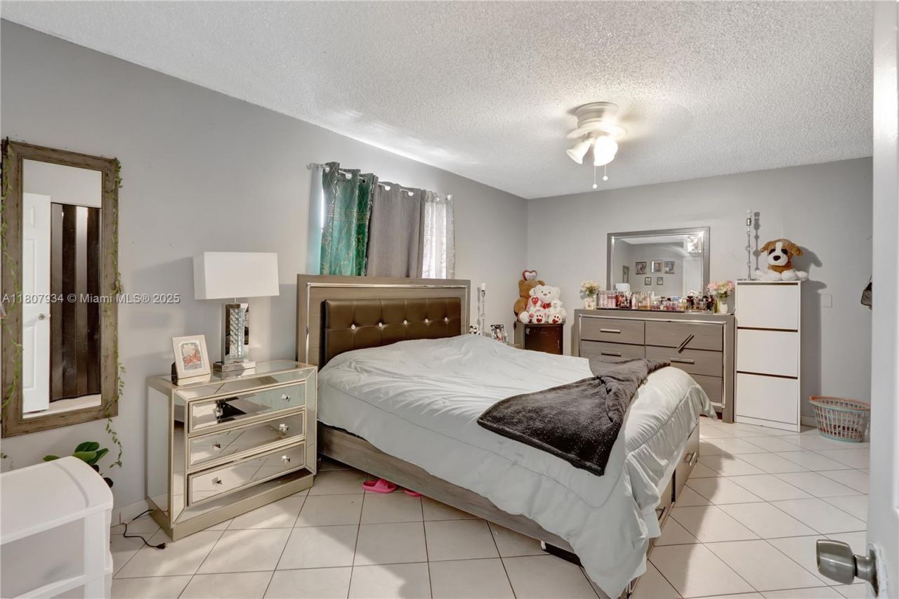 15803 NW 47th Ave, Miami Gardens, FL 33054 Photo