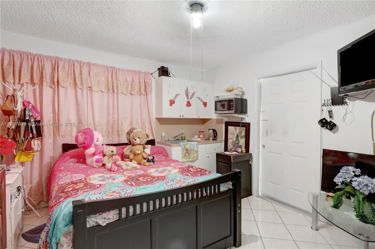 15803 NW 47th Ave, Miami Gardens, FL 33054 Photo