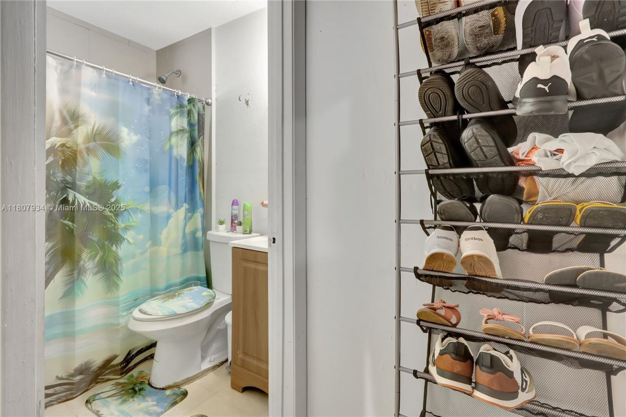 15803 NW 47th Ave, Miami Gardens, FL 33054 Photo