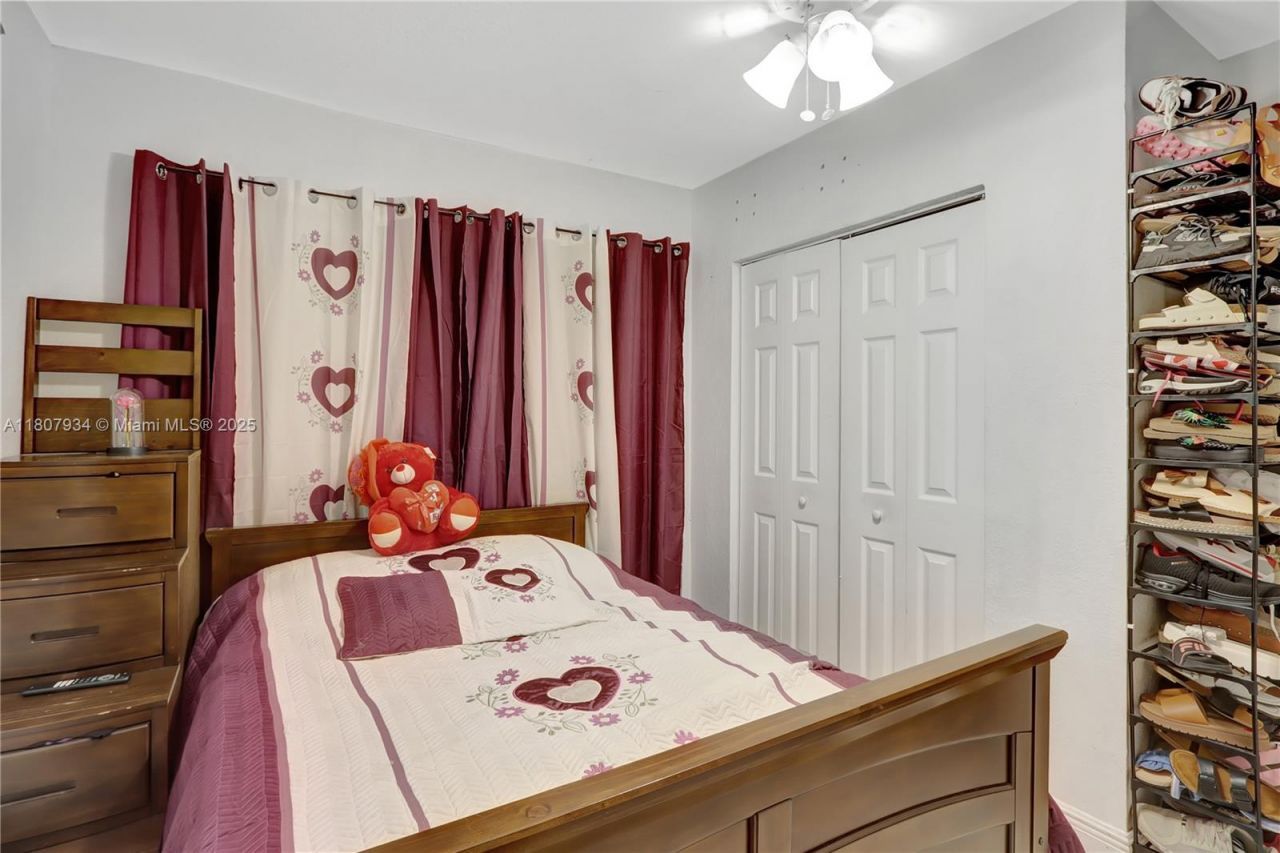 15803 NW 47th Ave, Miami Gardens, FL 33054 Photo