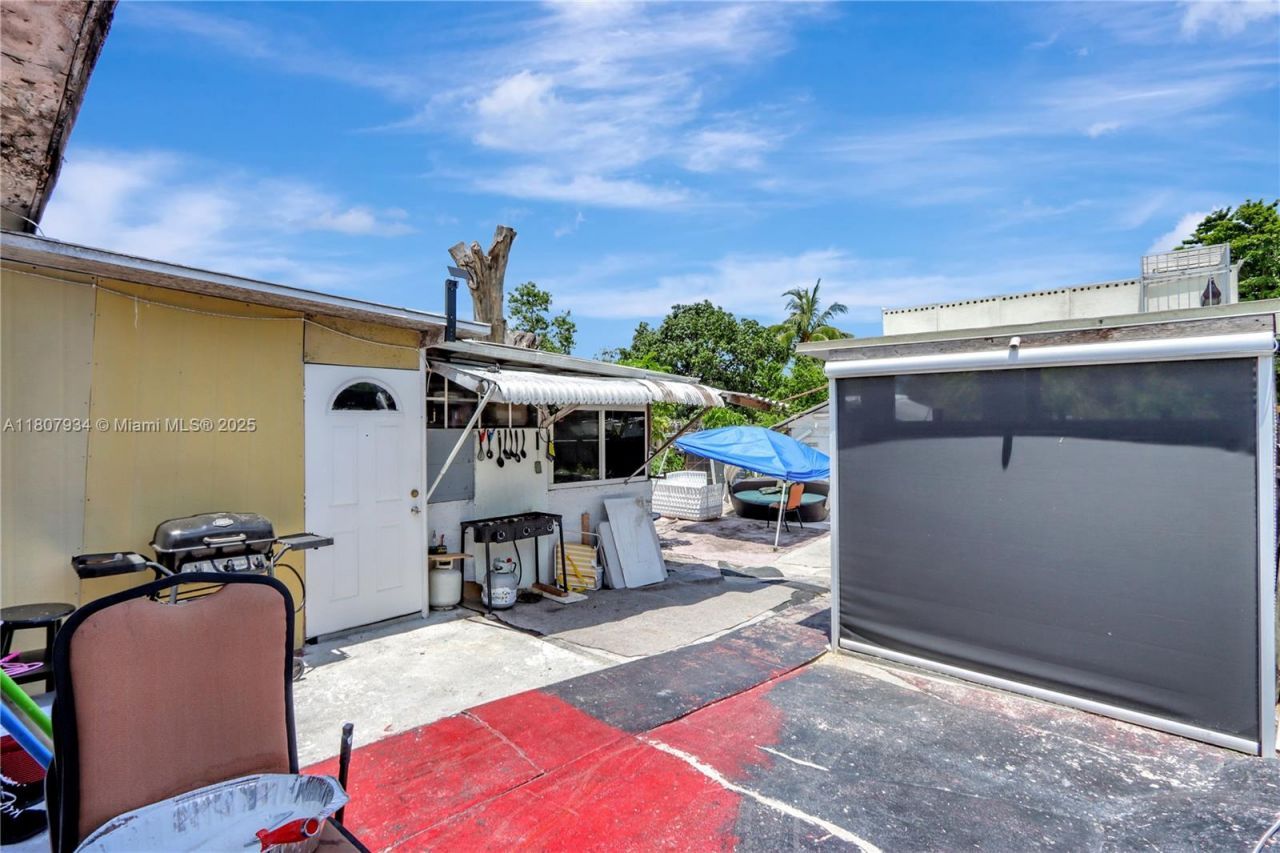 15803 NW 47th Ave, Miami Gardens, FL 33054 Photo