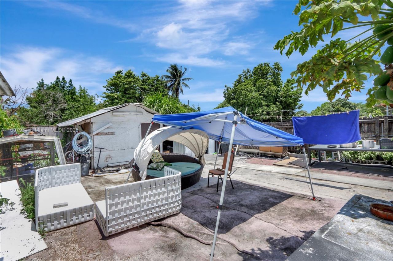 15803 NW 47th Ave, Miami Gardens, FL 33054 Photo