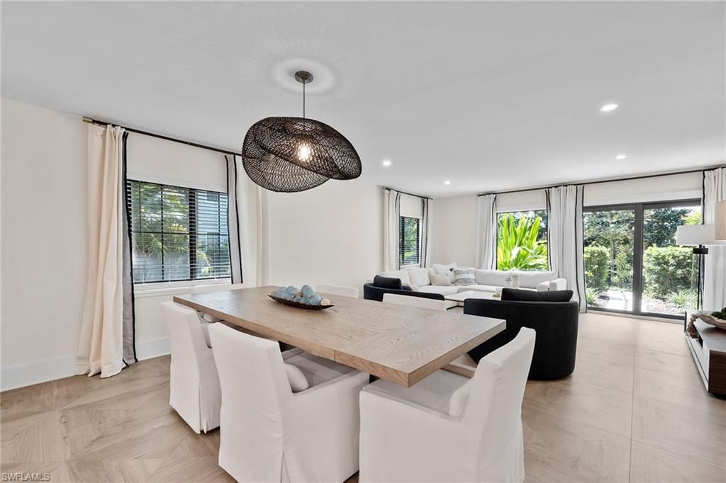 392 7th Ave S, Unit 4, Naples, FL 34102 Photo